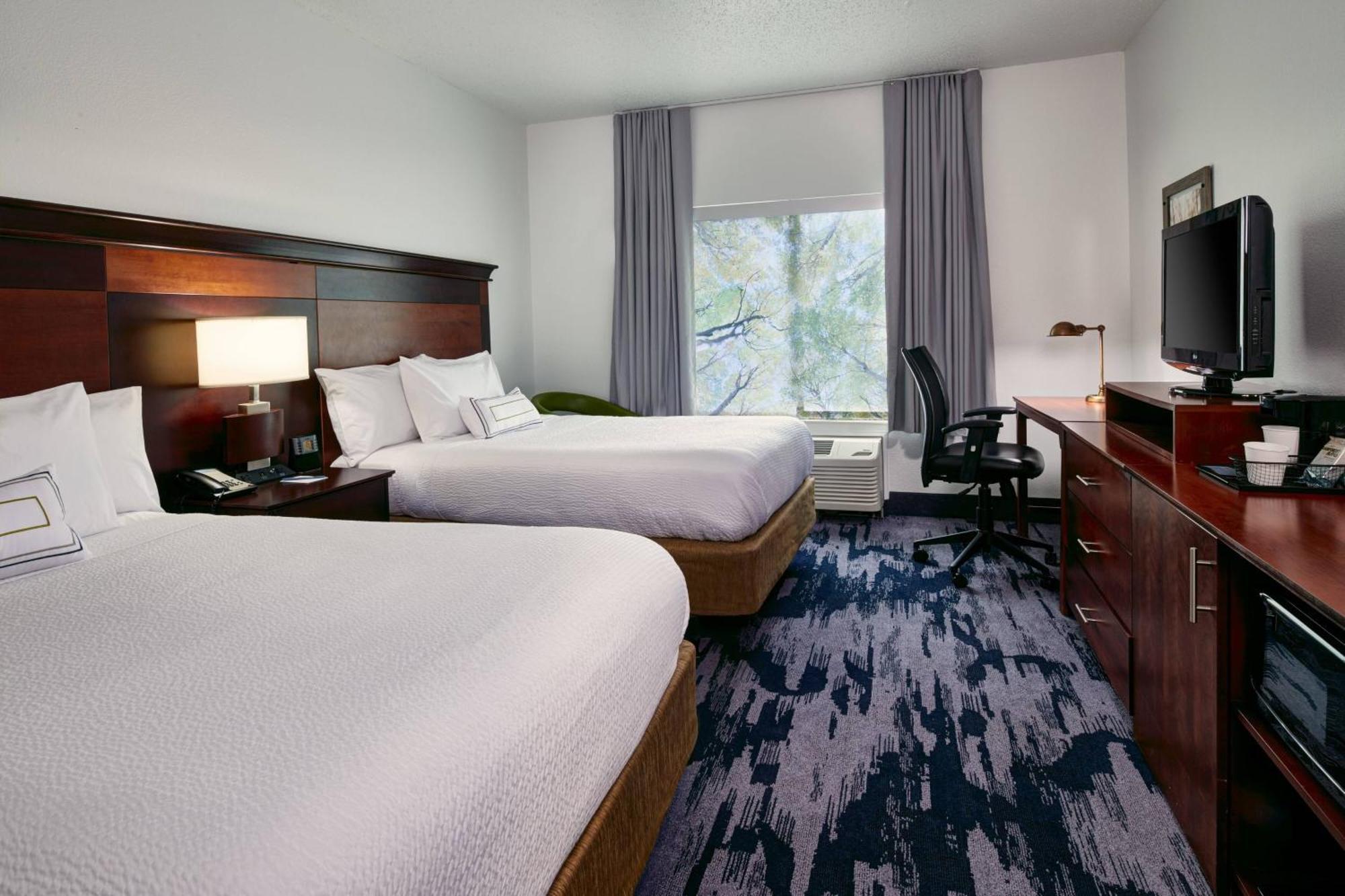 Fairfield Inn & Suites Detroit Лівонія Екстер'єр фото