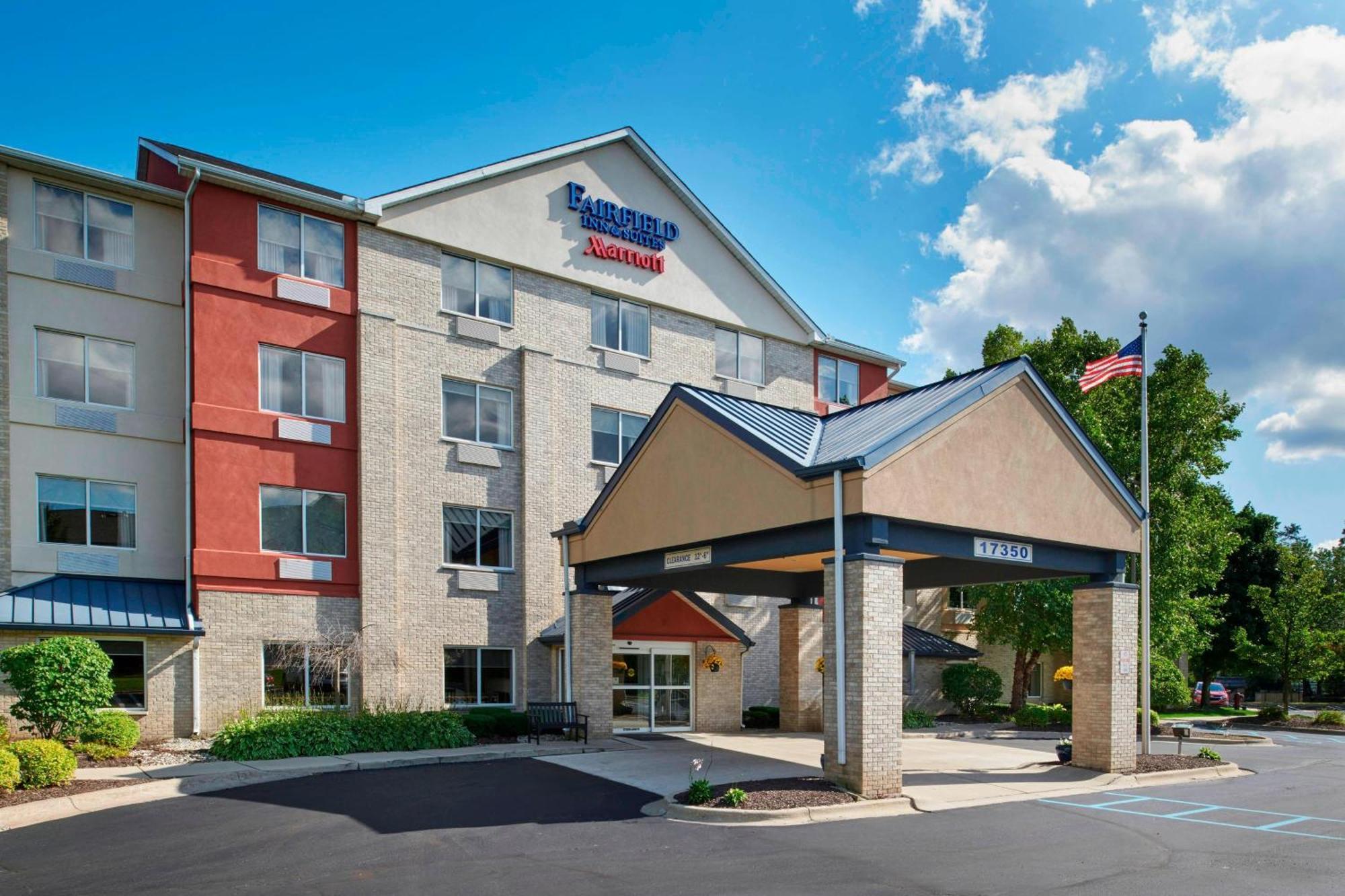 Fairfield Inn & Suites Detroit Лівонія Екстер'єр фото